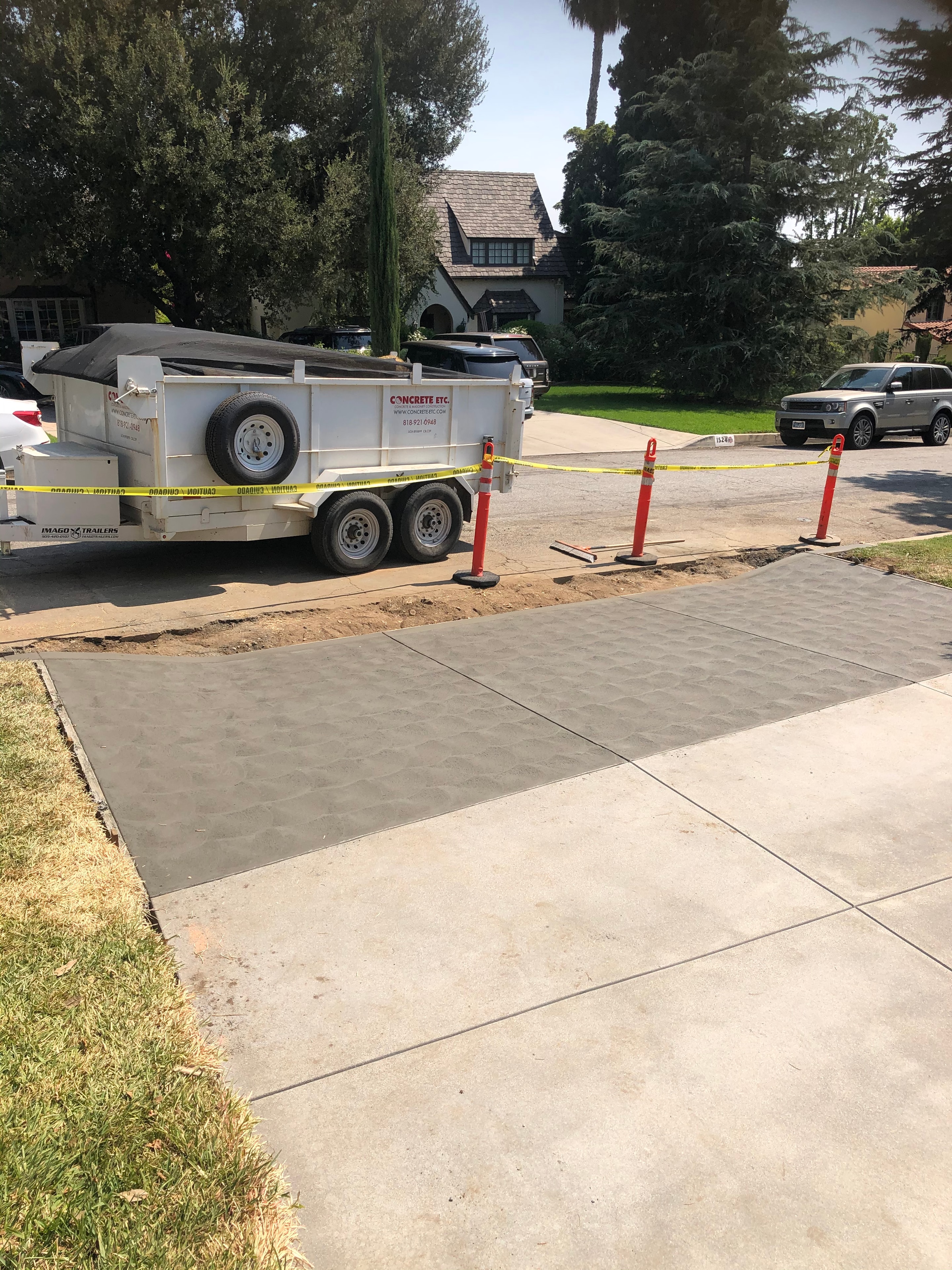 Public works concrete driveway approach installation in Glendale by Concrete Etc., Inc.