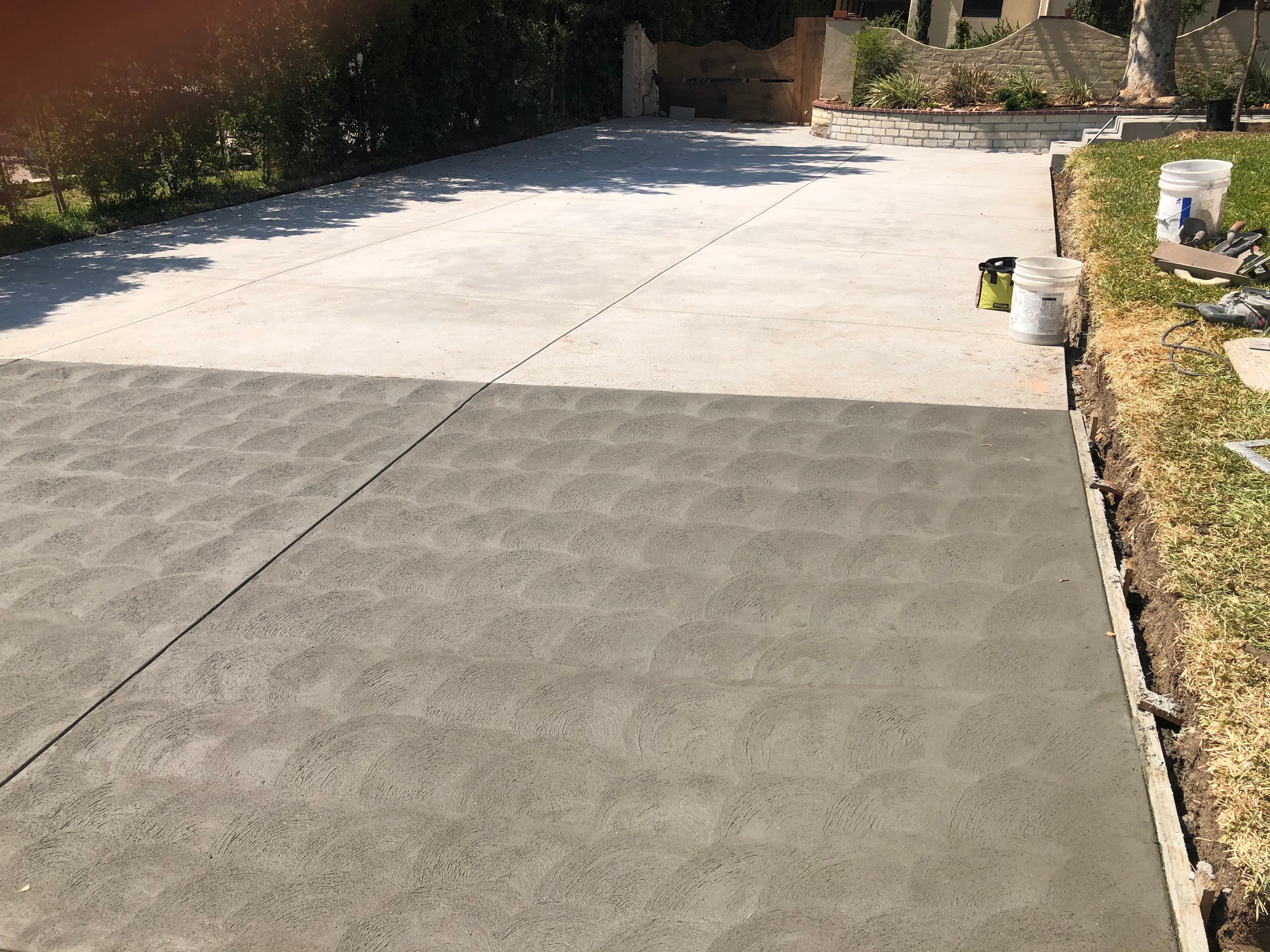 Public works concrete driveway approach completed in Glendale by Concrete Etc., Inc.