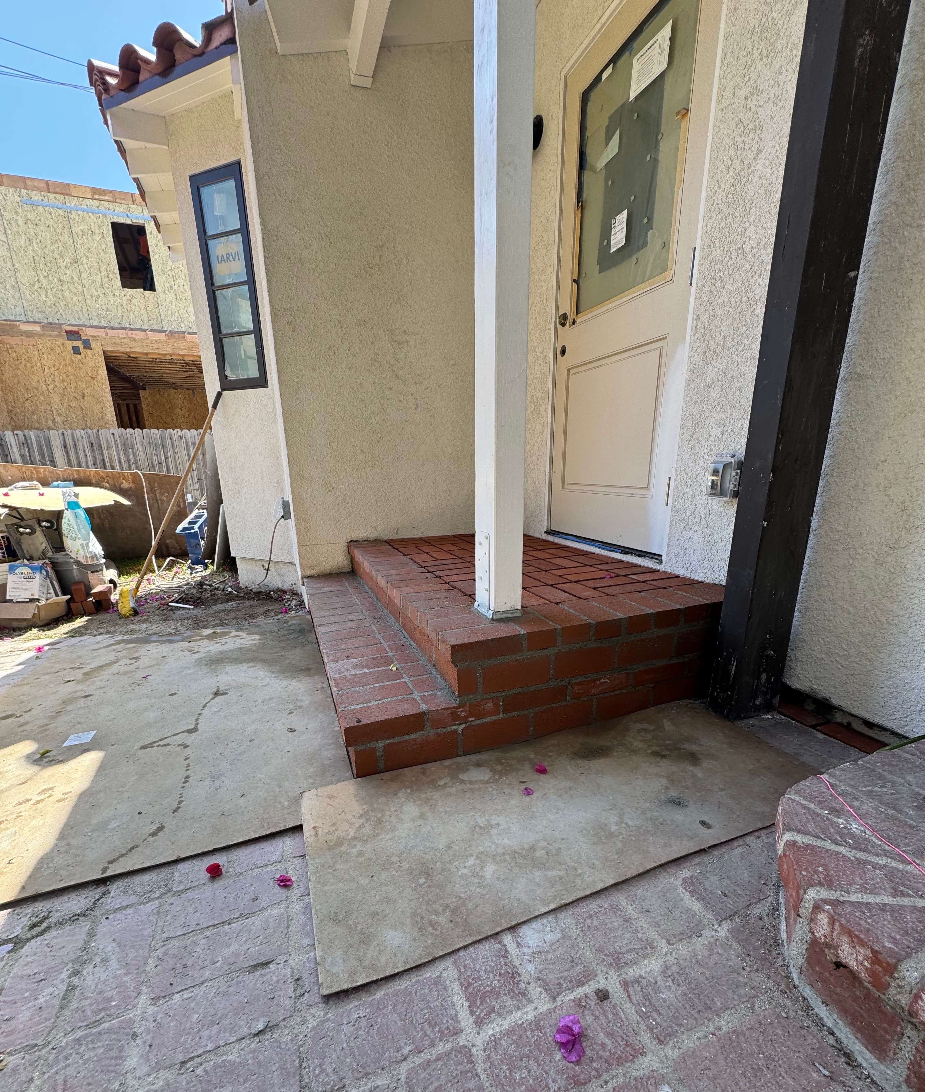 Brick landing and steps masonry construction by Concrete Etc. in Los Angeles